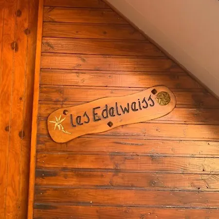Grand Entre Et Praloup, 3 Chambres, Terrasse Ombragee, Acces Navette Et Golf - Fr-1-165a-121 Chalet