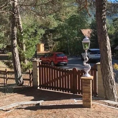Chalet Spacieux à Pour 8 Personnes - Fr-1-165a-121 *